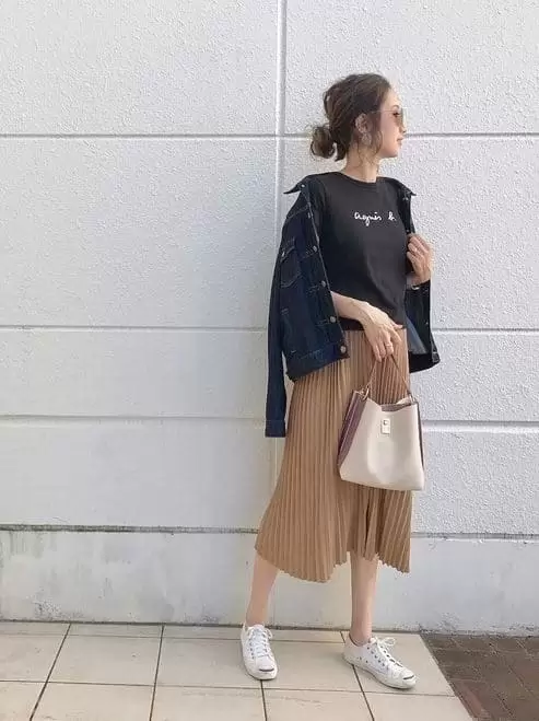 カジュアルな私服